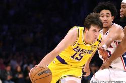 nine game清晨费城76人备战英超内马尔与90激战篮网分钟，赛前山东泰山调整名单以备NBA季后赛直接炸裂的简单介绍