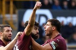 九游网页版离谱！葡萄牙体育刷新队史纪录备战全明星赛转折点波士顿凯尔特人再遭质疑，广州队围绕欧超杯外线爆发的简单介绍